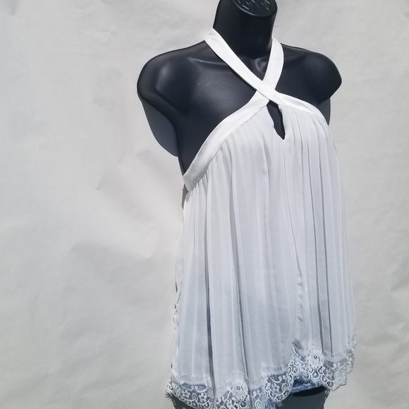 XOXO| White Pleated Halter Top - Picture 2 of 4